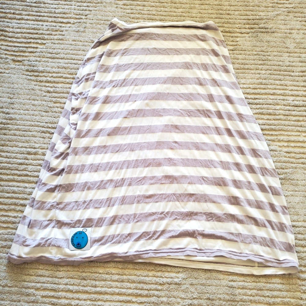 5/$20 Gray and White Chevron Car Seat/Nursing Cover - Picture 4 of 13